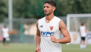 أشرف لزعر لاعب بينفينتو