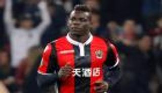 روما يكشف سبب عدم ضم بالوتيللي 