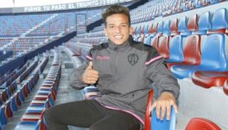 الجزائري زكريا بولحية  