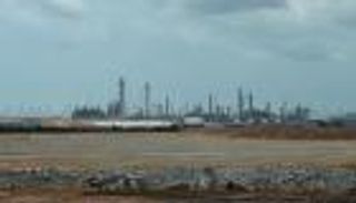 النفط يرتفع قبيل اجتماع الكبار في هيوستون