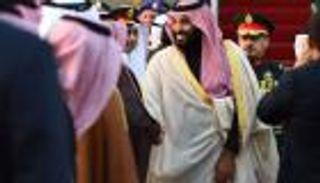 "فايننشال تايمز": محمد بن سلمان يبحث صفقات بـ 100 مليار دولار في لندن