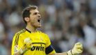 كاسياس يقترب من العودة للدوري الإسباني