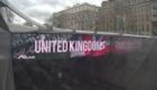 بالفيديو.. لندن تتزين بلافتات ترحيب بزيارة محمد بن سلمان