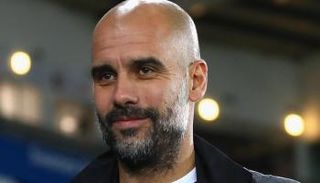 جوارديولا مدرب مانشستر سيتي