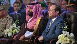 الرئيس المصري وضيفه ولي العهد السعودي في القاهرة