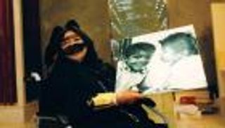 المصورة الإماراتية شيخة السويدي.. ذاكرة فوتوغرافية لملامح الأجداد