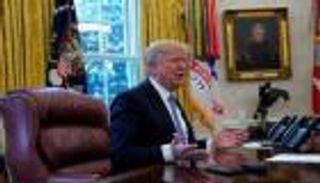 ترامب يجدد التحدي: الحروب التجارية حول الصلب ليست سيئة جدا