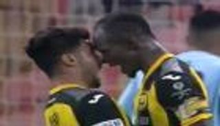 اتحاد جدة يعاقب عدنان فلاته وخالد السميري