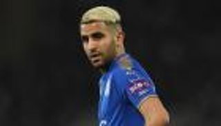 أول تعليق من ليستر سيتي على اعتزال رياض محرز