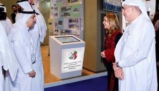 الخوري مرحّبا بالأميرة هيا بنت الحسين في جناح المؤسسة