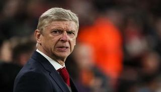 أرسين فينجر مدرب أرسنال