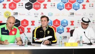 مدرب الوصل خلال المؤتمر الصحفي