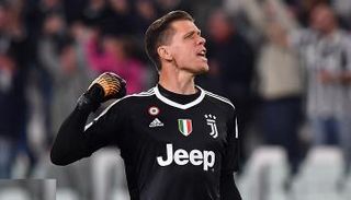 فوتشيك تشيزني حارس مرمى يوفنتوس