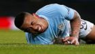 جيسوس يخشى تعرضه لإصابة جديدة بعد عودته لصفوف سيتي