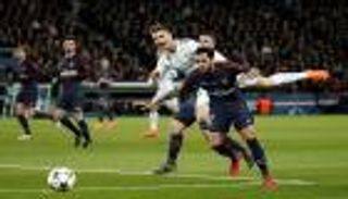 ألفيس يعلق على تصرفه المشين تجاه رونالدو