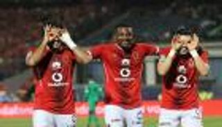 الأهلي المصري يوضح حقيقة رحيل جونيور أجايي