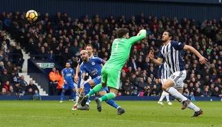 محرز قاد ليستر سيتي لفوز كبير على وست بروميتش