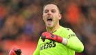 ليفربول يخطط لجعل حارس ستوك الأغلى في التاريخ