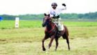 "عَلَّمْ الخيلْ".. قصيدة جديدة لمحمد بن راشد