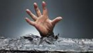 بالصور.. العثور على 54 يدا مقطوعة في شاطئ روسي