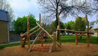 ألعاب غير آمنة لصالح الأطفال