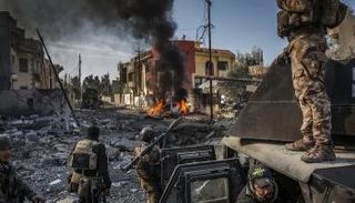 صورة لأحد التفجيرات في الموصل من مجموعة الأيرلندي إيفور بريكيت