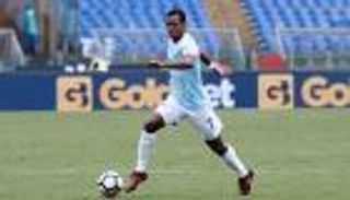 ناني يشتبك مع جماهير لاتسيو على الطائرة