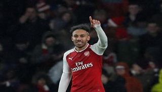 أوباميانج مهاجم أرسنال