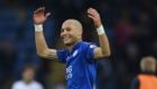 مدافع ليستر سيتي يدعم قائمة تونس للمرة الأولى