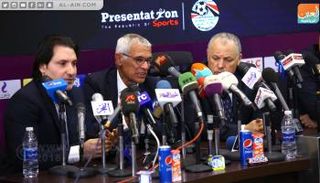 كوبر في المؤتمر الصحفي