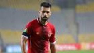 عبد الله السعيد يكشف سبب تأخر تجديد عقده مع الأهلي