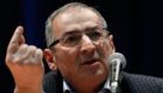 إيران تسجن أكاديمي بزعم "الدعاية ضد الملالي"