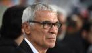 مدير منتخب مصر يوضح موقف كوبر من تجديد عقده 