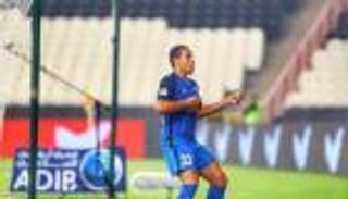 النصر الإماراتي يستغني عن لاعبه "المنحوس"