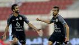 شباب الأهلي يحقق فوزا قاتلا على دبا في الدوري الإماراتي