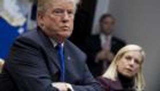 ترامب يتفاوض مع عدد من الدول بشأن الرسوم الجمركية