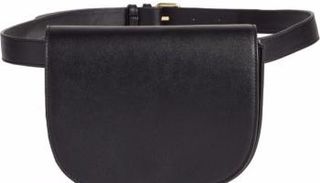 سحر التسعينيات يسيطر على موضة حقائب صيف 2018