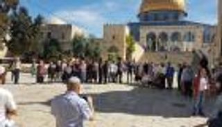 200 متطرف إسرائيلي يقتحمون المسجد الأقصى