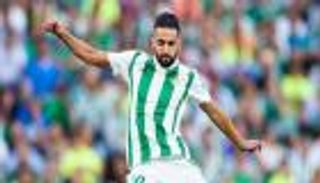 إشادة إسبانية بتألق "أوزيل الجزائر"