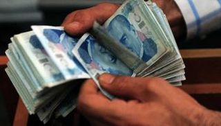 الليرة التركية تواصل الهبوط