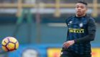 إنتر ميلان يرفض تسريح موهبة الجزائر لمنتخب بلاده