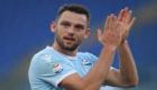 دي فري يوافق على شروط انتقاله إلى إنتر ميلان