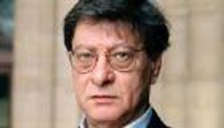 "الثقافة والسياحة بأبوظبي" تحتفي بالشاعر الفلسطيني محمود درويش