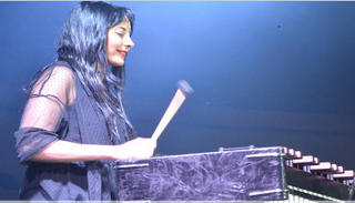 نسمة عبدالعزيز مطربة الأغنية