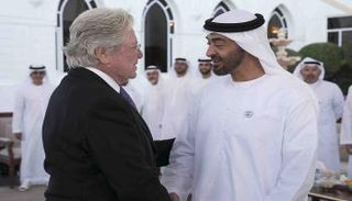 حسين فهمي مع الشيخ محمد بن زايد