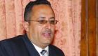 الصيادي يستقيل من الحكومة اليمنية إثر مطالبات بطرده