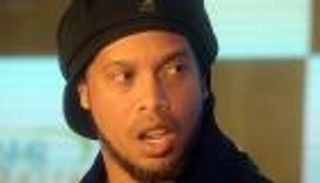 رونالدينيو يتجه للسياسة