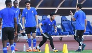 من تدريبات منتخب الإمارات