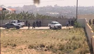 قوات الأمن في غزة تحاصر منزل المتهم باستهداف موكب الحمدالله