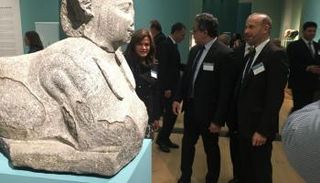 المعرض يضم 293 قطعة أثرية